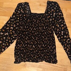 Brand new black floral blouse kids size 7/8